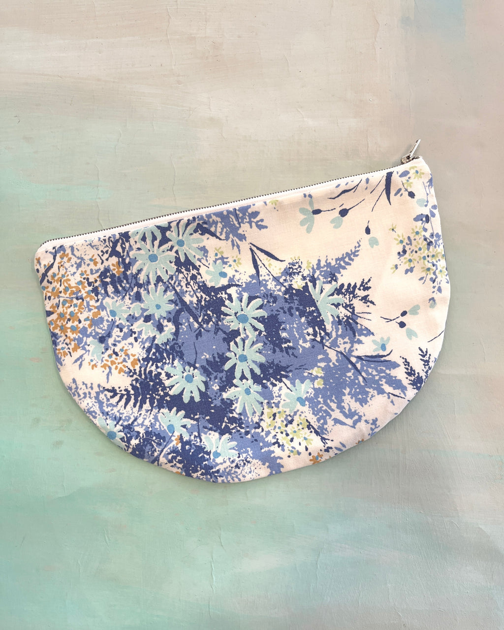 Crescent Purse Vintage Heath
