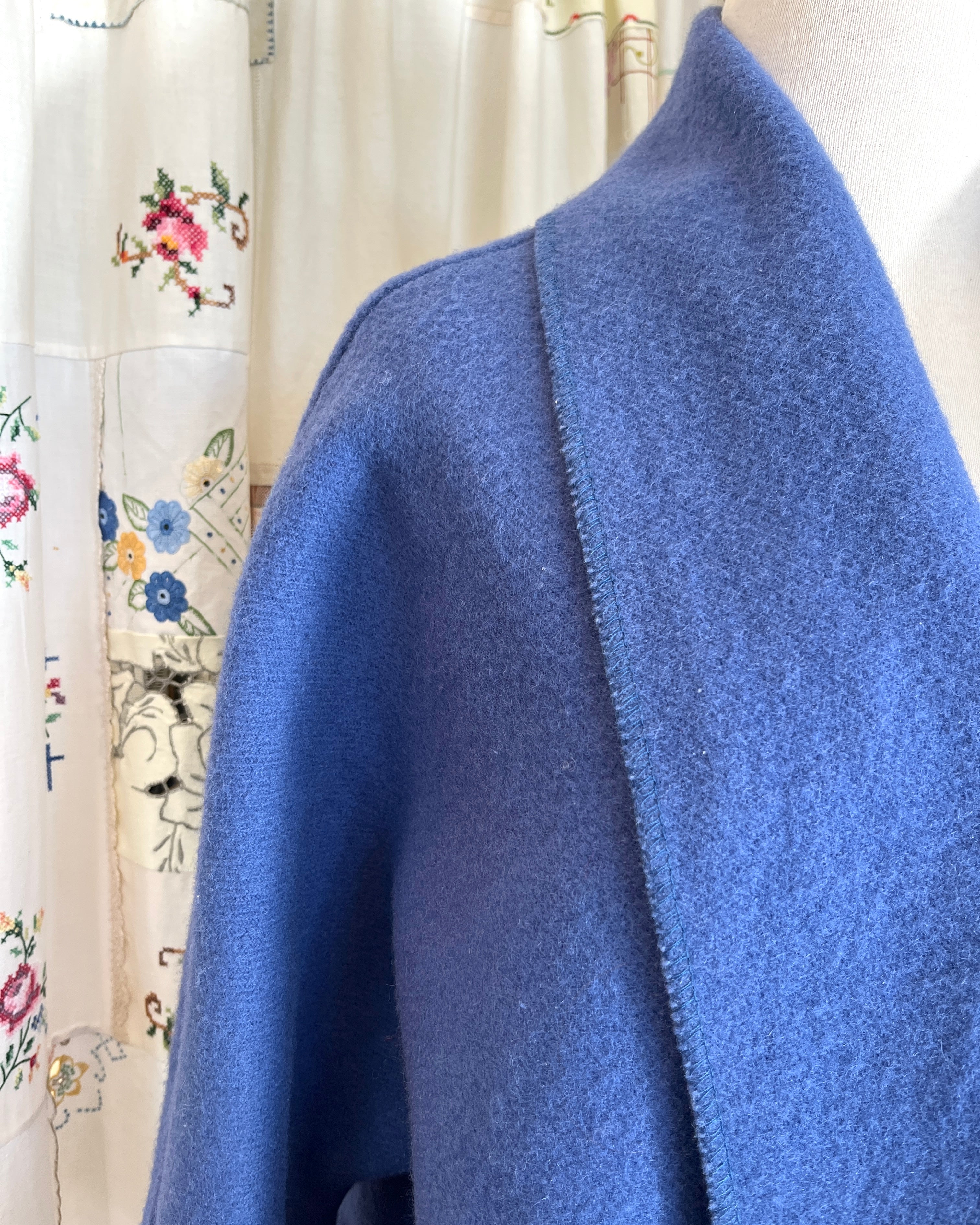 Cocoon Coat Sapphire M