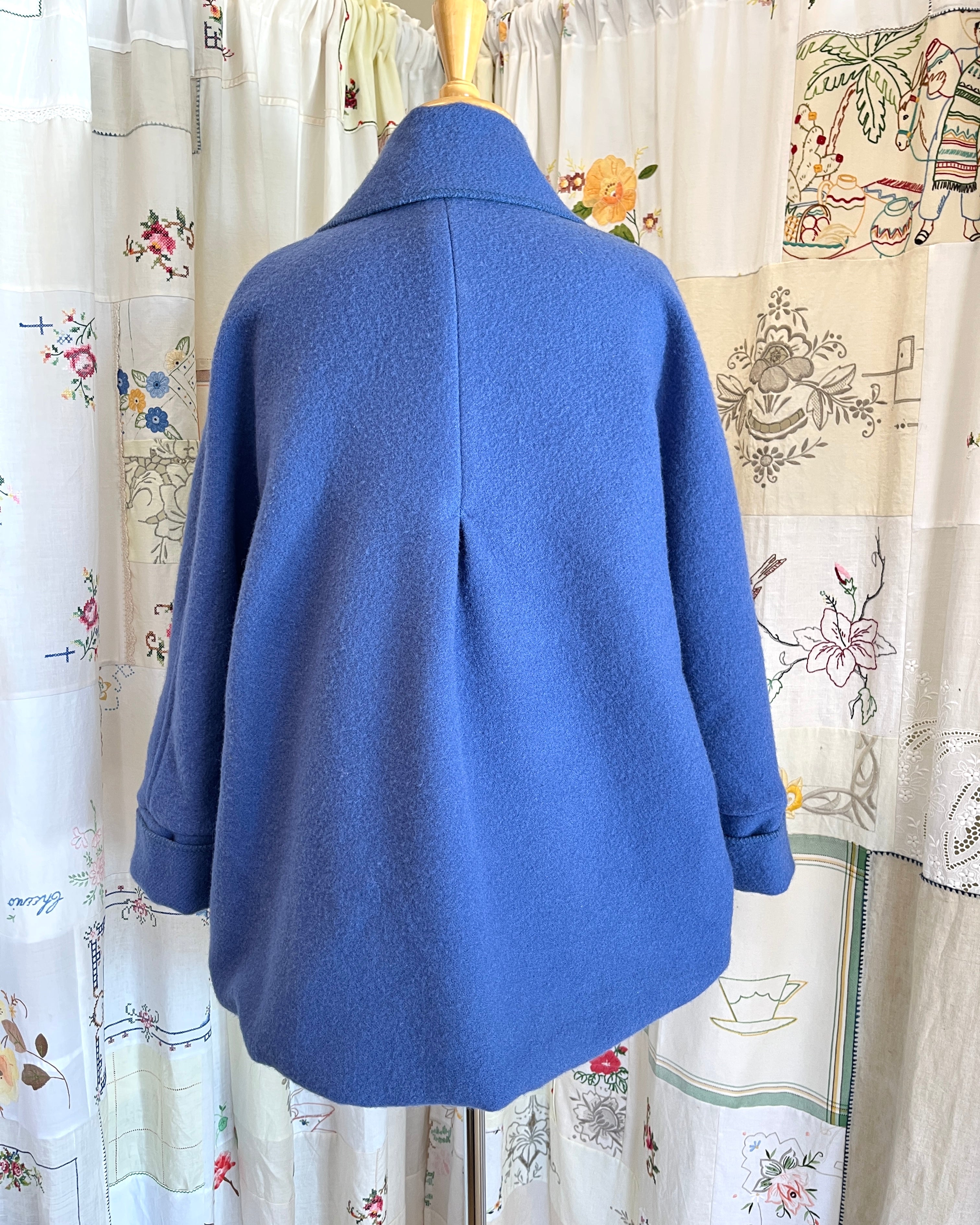 Cocoon Coat Sapphire M