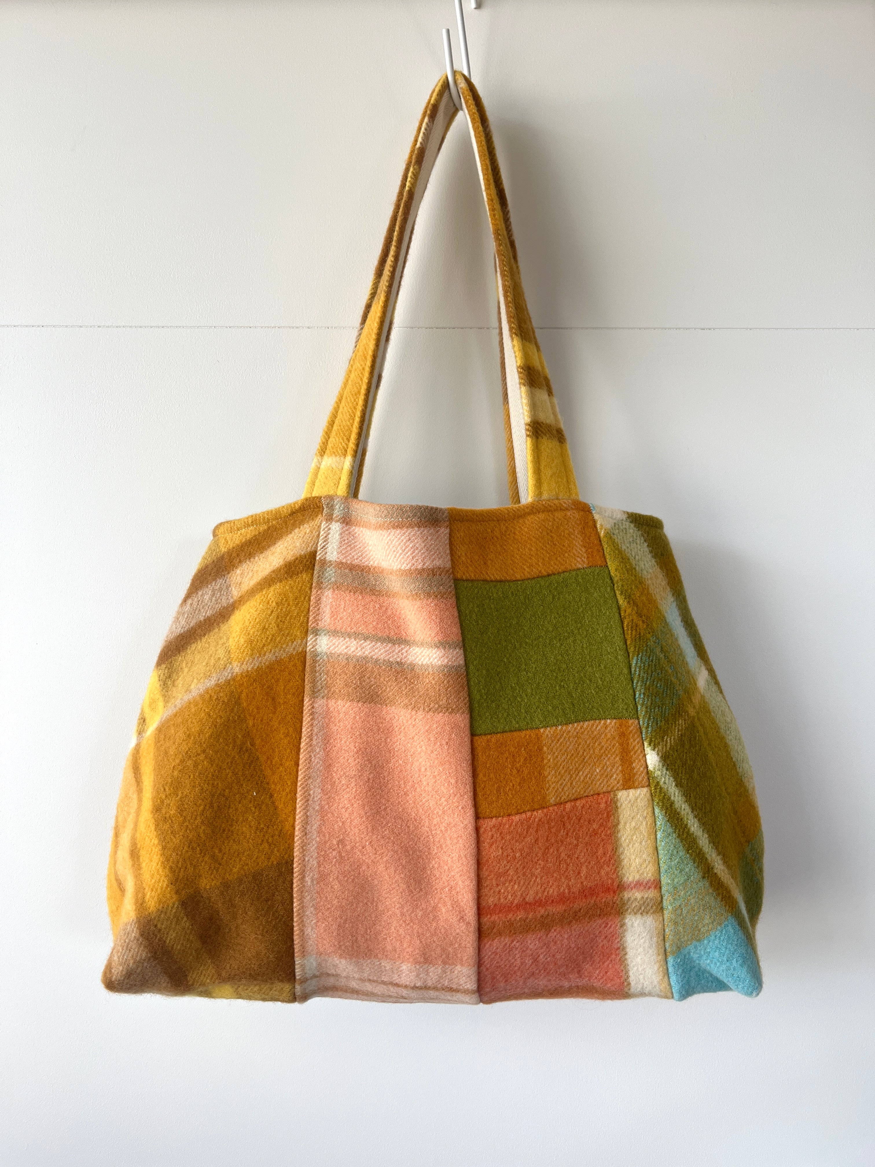 Cocoon Bag Savanna #2