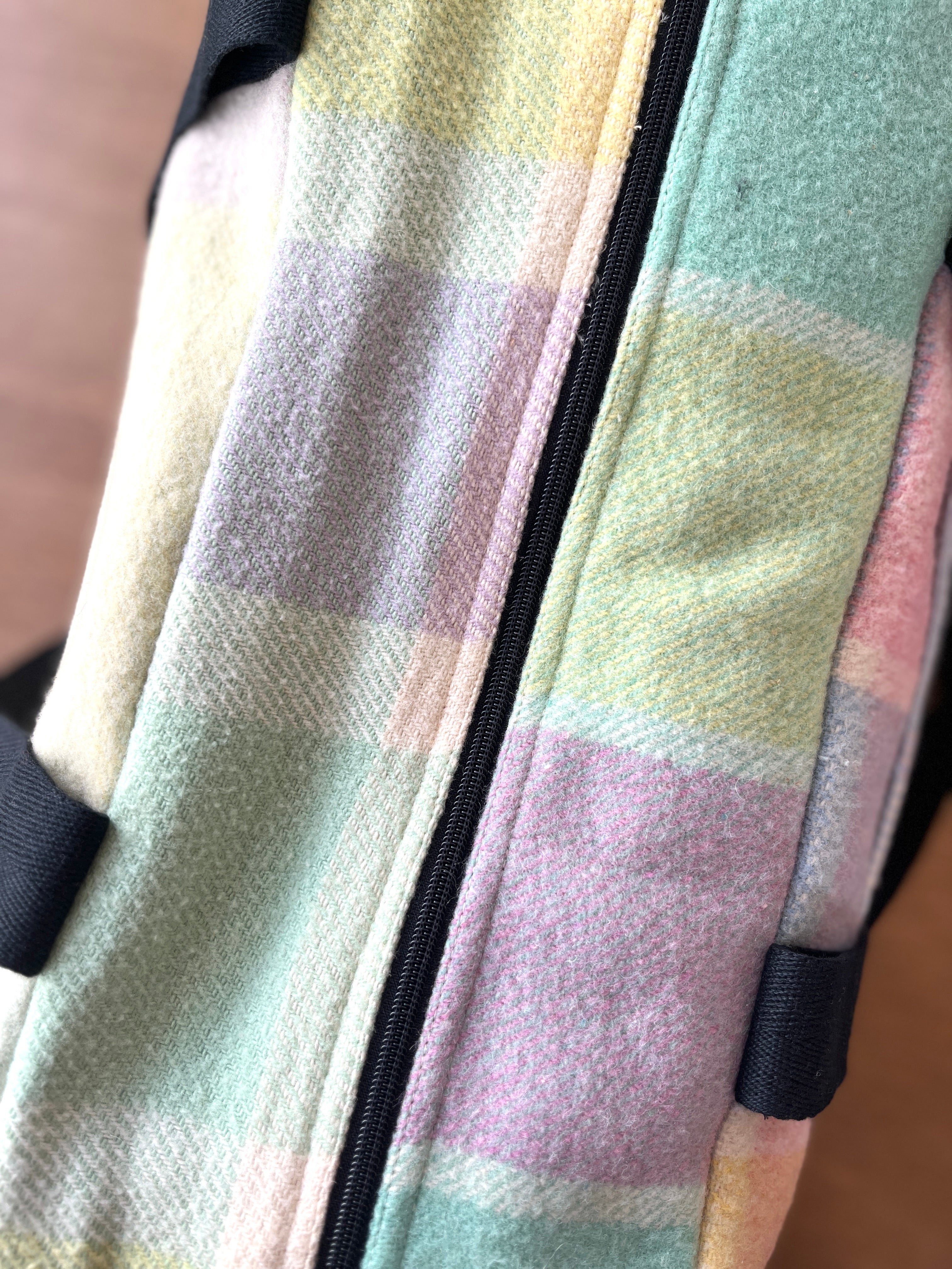 Overnight Duffle FRUIT TINGLE
