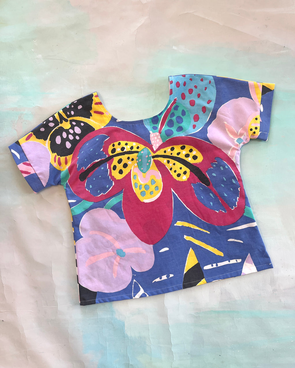 Swap Top Vintage Ken Done Flowers By The Sea Blue M