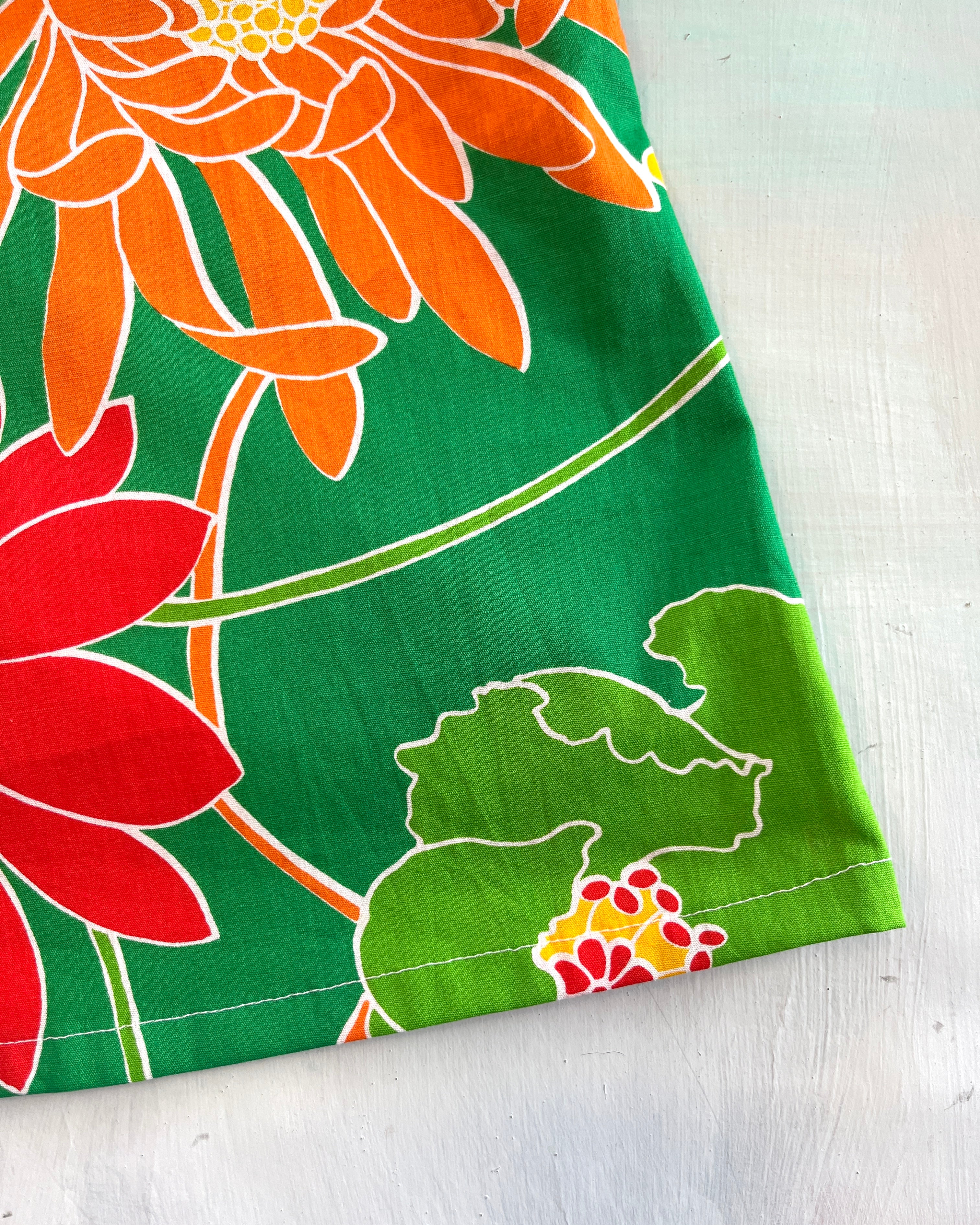 Swap Top Vintage Chrysanthemum L