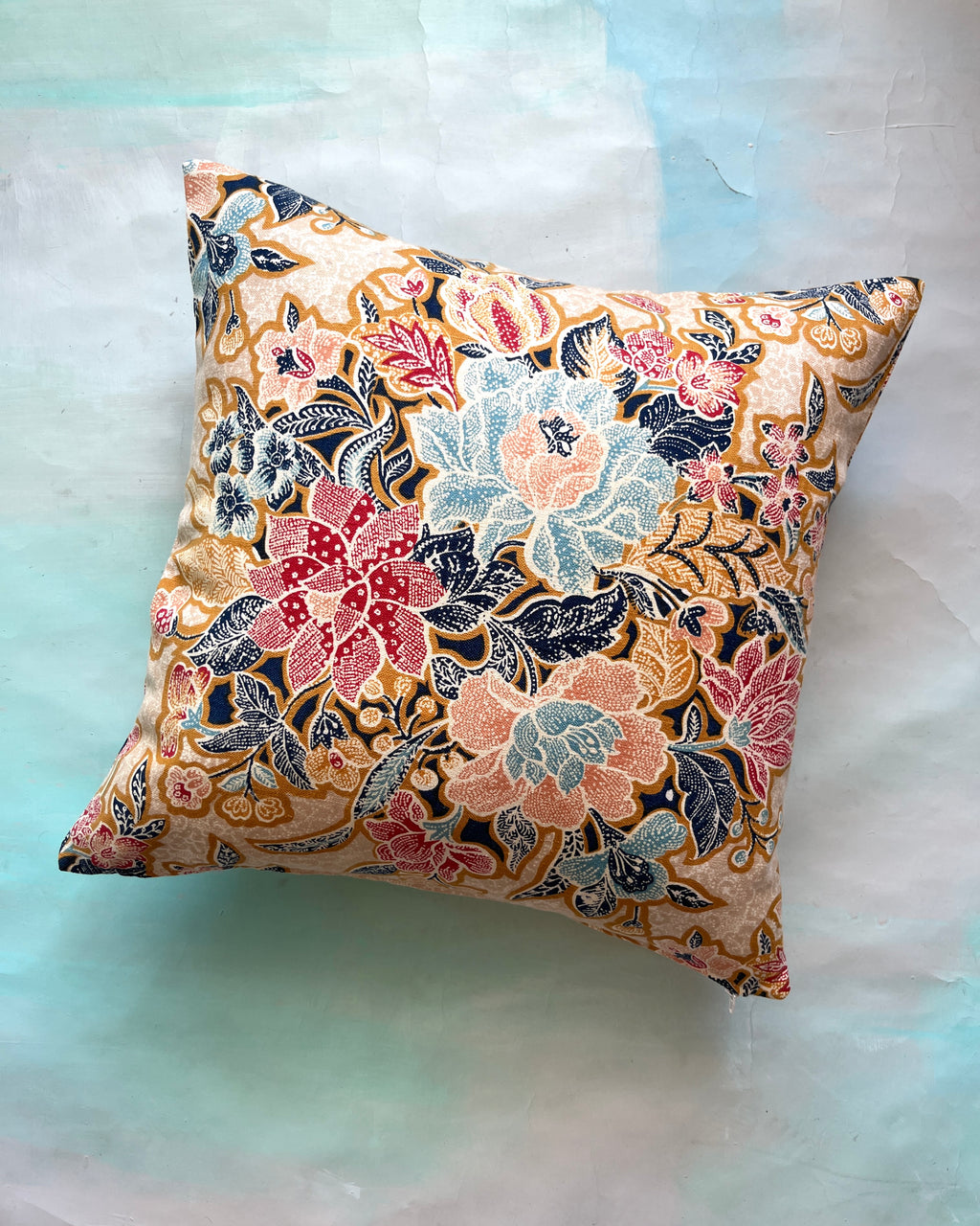 Cushion Vintage Batik SINGLE