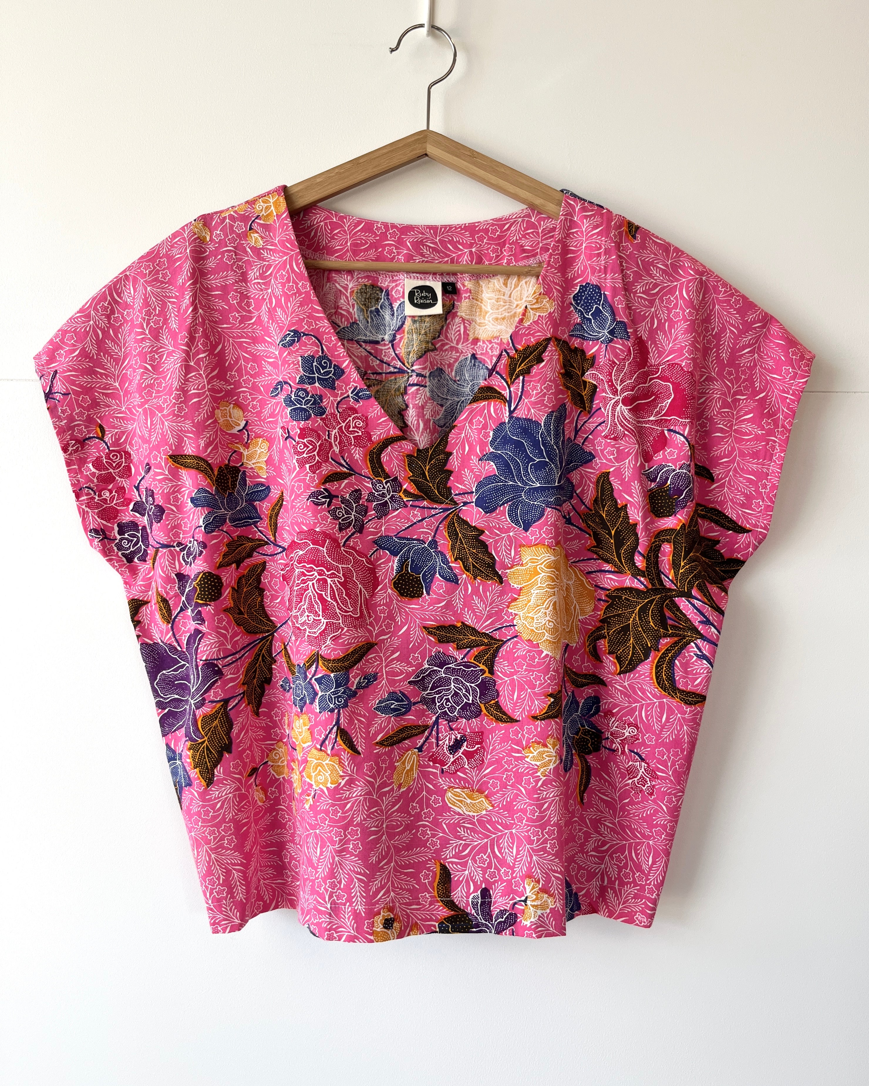 Kite Top Vintage Batik Bright Pink Floral 12