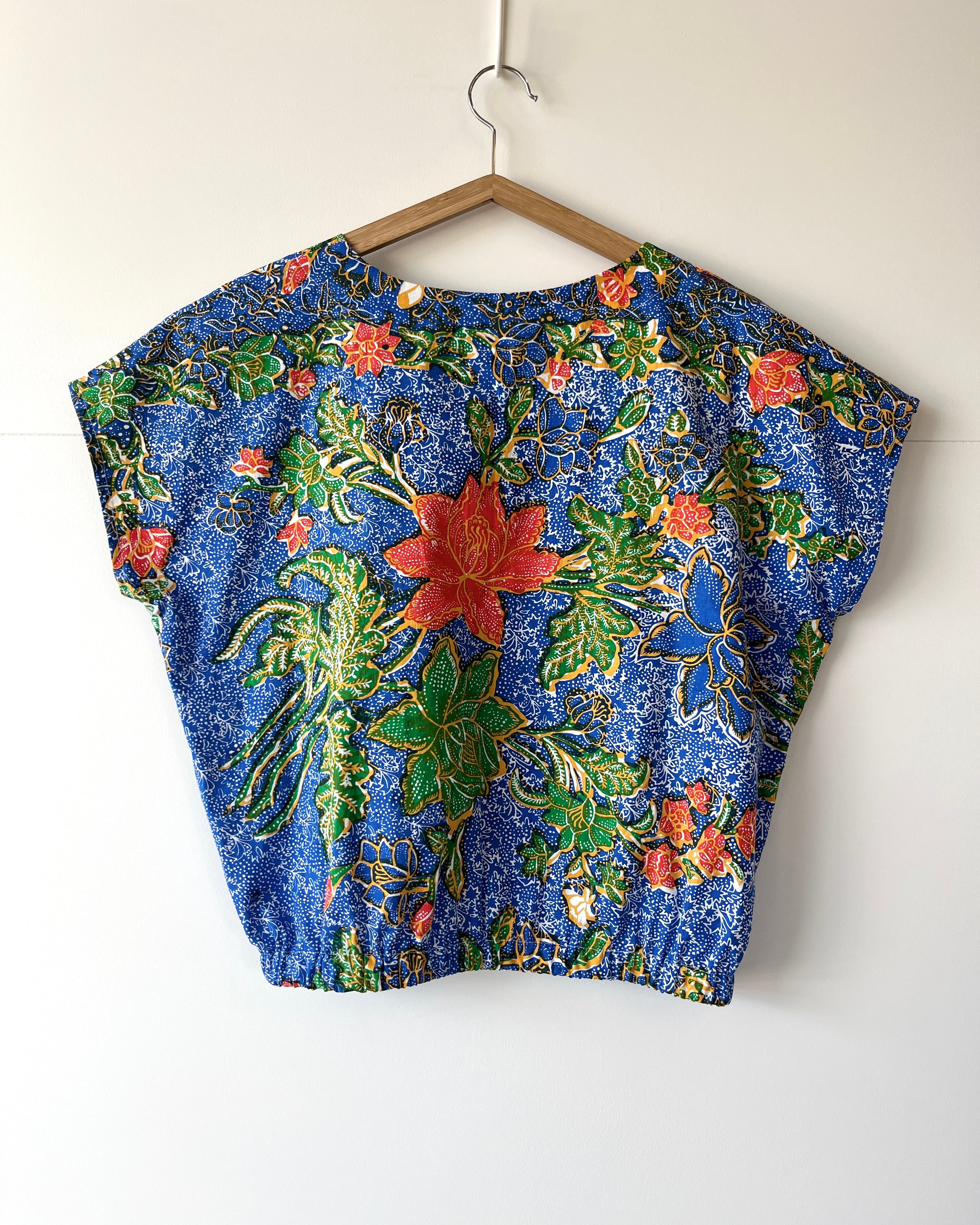 Kite Top Vintage Batik Royal Blue Floral 12