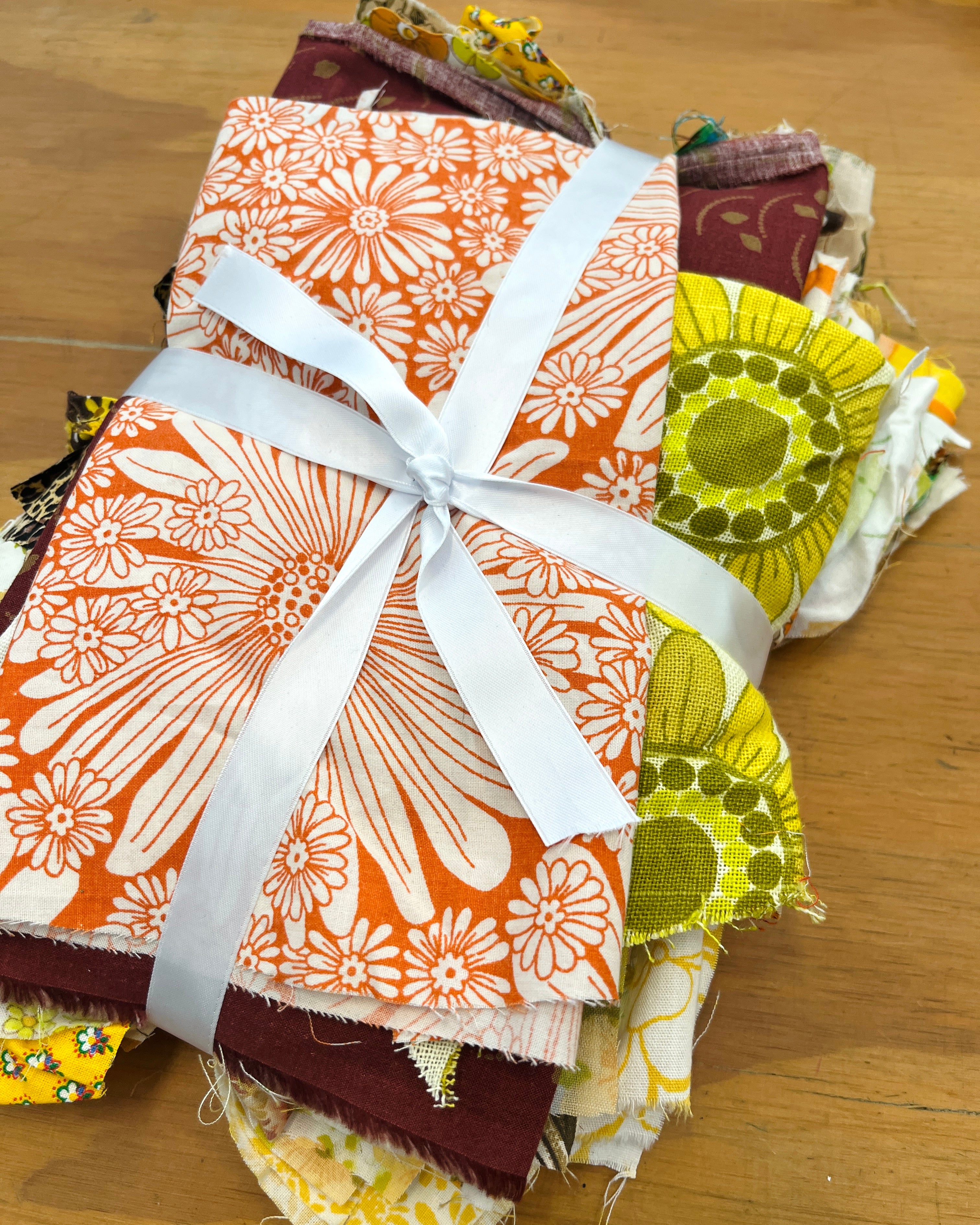Fabric Scrap Packs YELLOW/ORANGE/BROWN/EARTHY