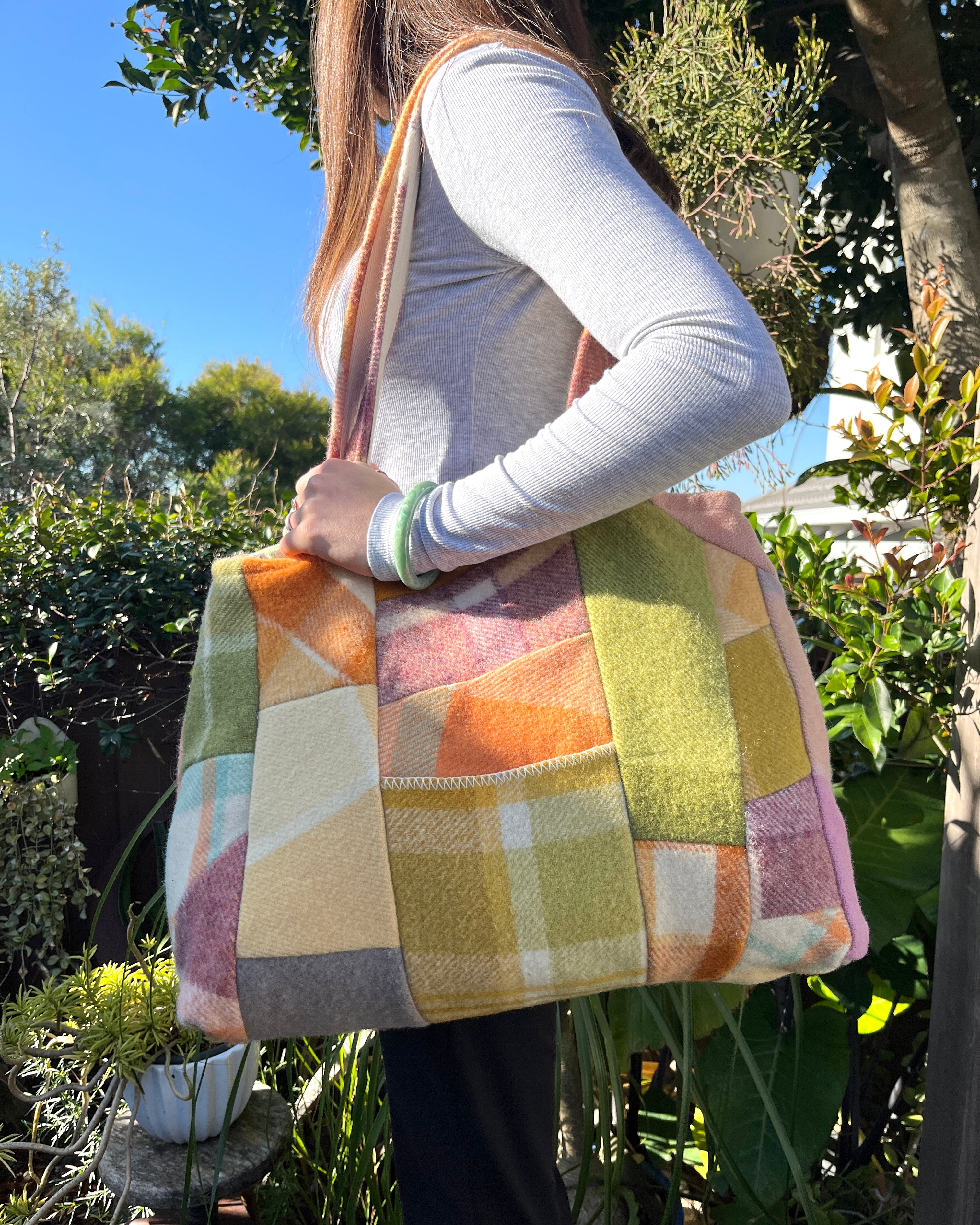 Cocoon Bag Native Violets #2