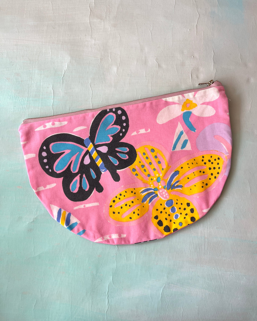 Crescent Purse Vintage Ken Done Pink Flowers By The Sea