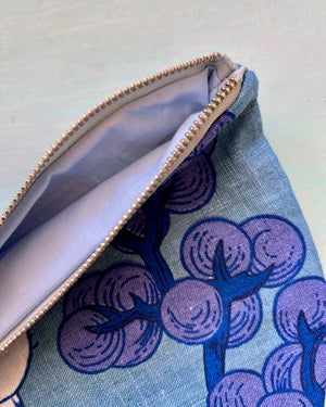 Crescent Purse Vintage Blue Willow & Swallows