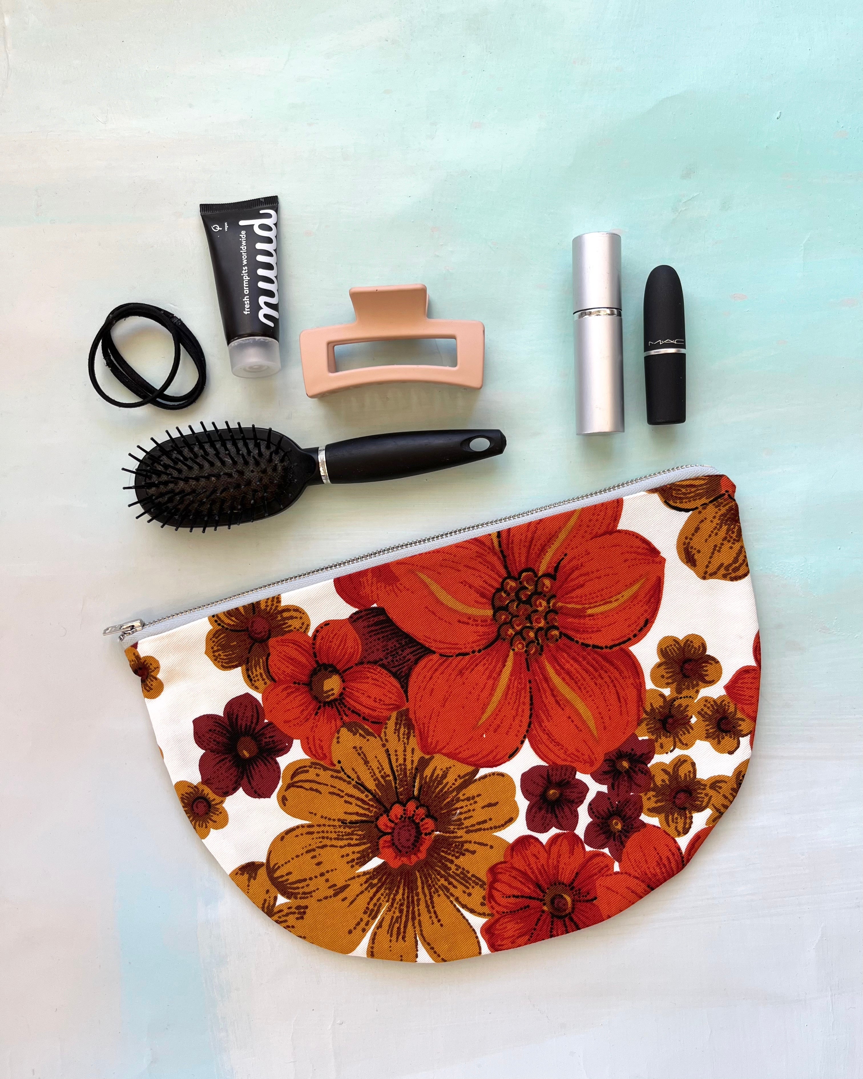 Crescent Purse Vintage Blue Robins