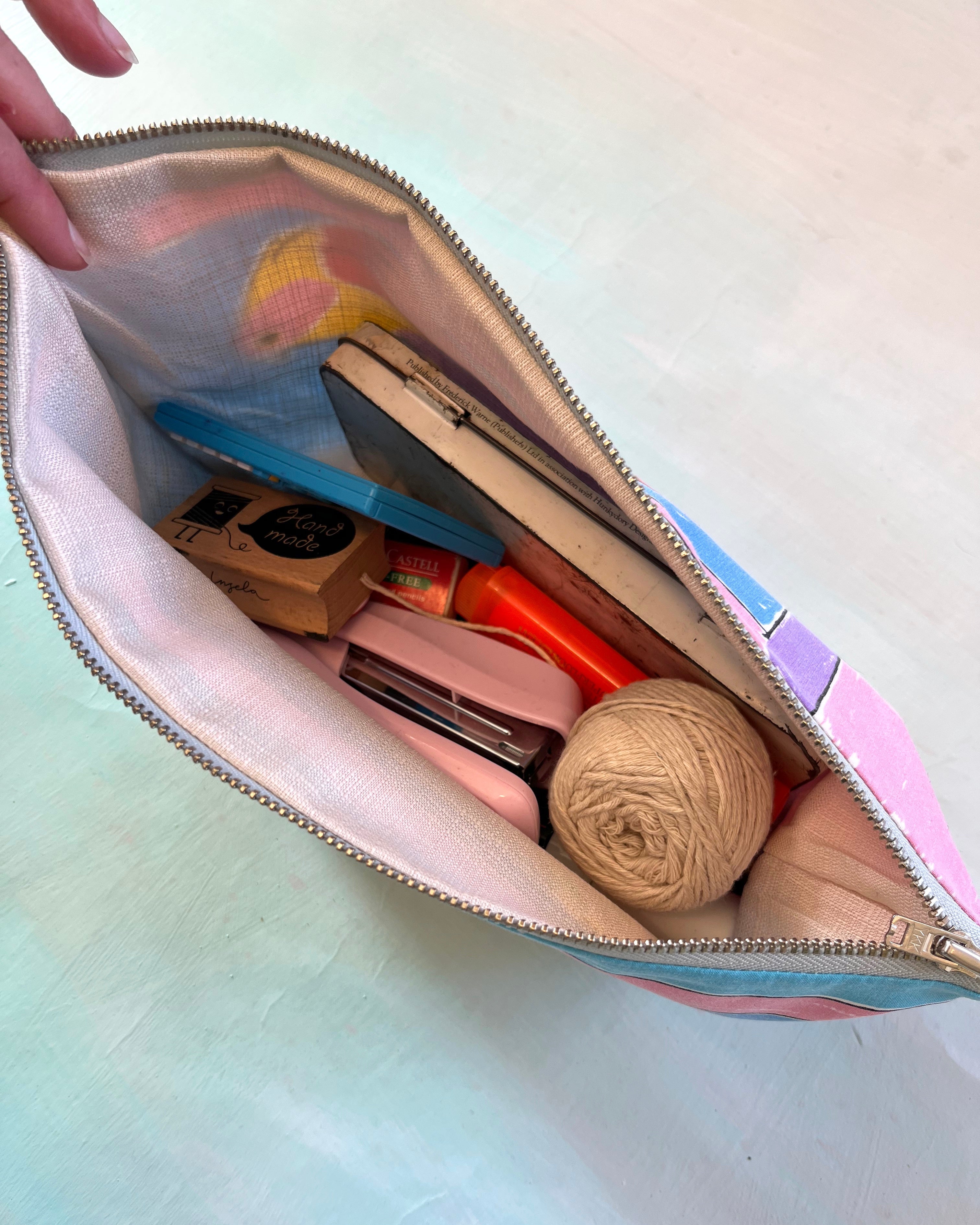 Crescent Purse Vintage Blue Robins