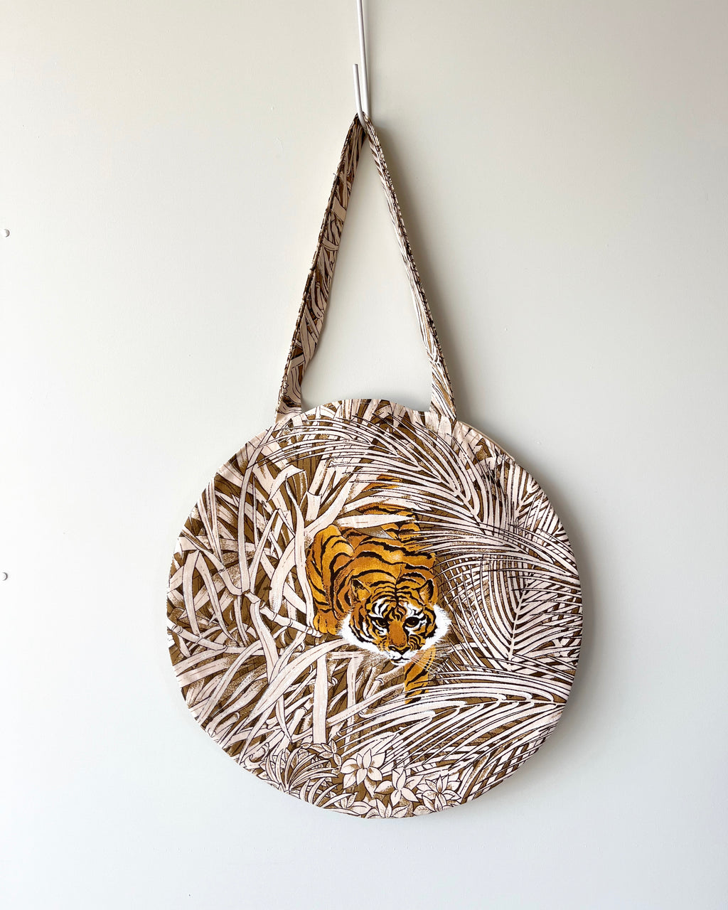 Full Moon Bag Vintage Tiger in the Grass