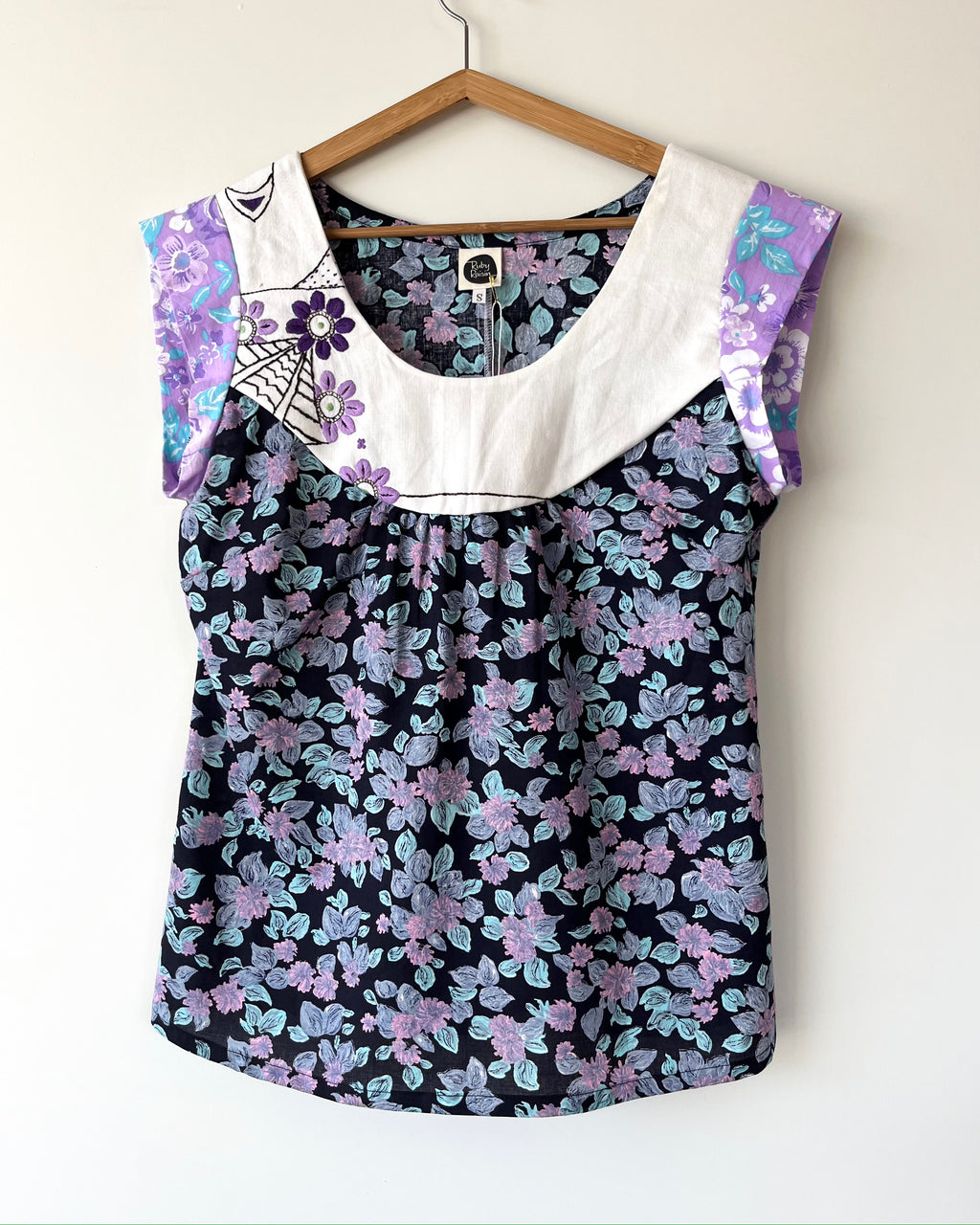 Collage Top Vintage Purple Embroidery S, XL