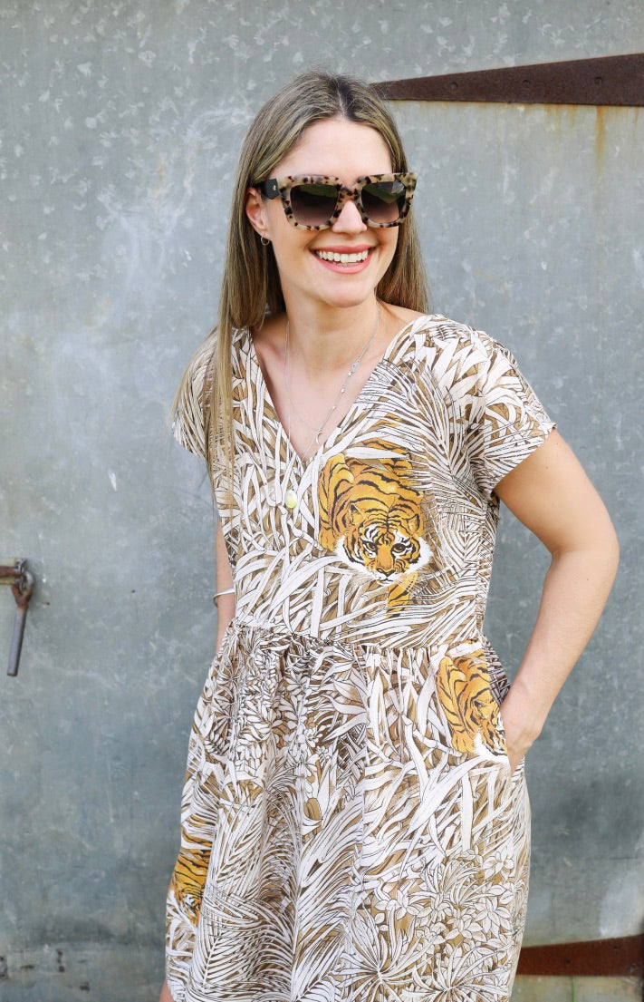 Lucy Dress Vintage Tigers In the Grass 6